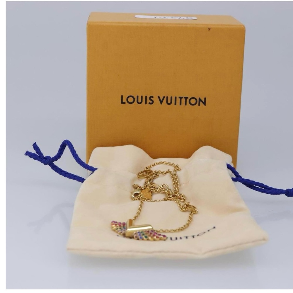 NEW LOUIS VUITTON Limited Edition Collier
Essential V California Dream Necklace - Picture 12 of 15